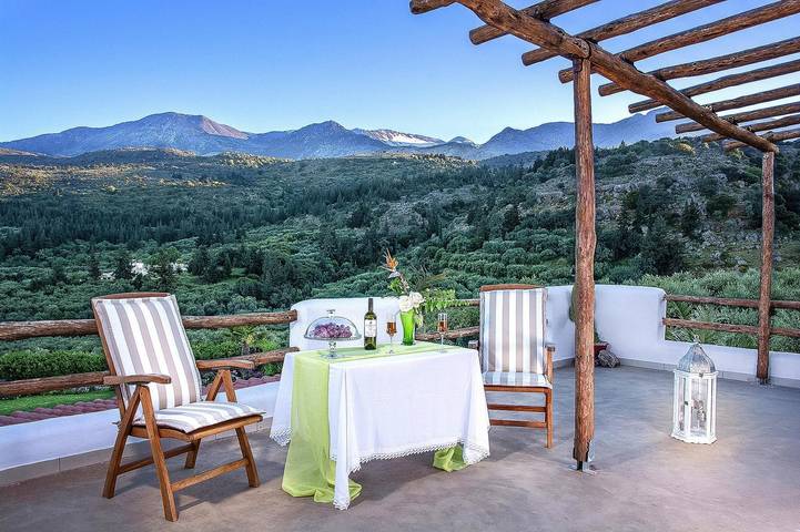 Ferienhaus für 6 Personen, mit Garten und Terrasse sowie Pool, mit Haustier in Chania und Umgebung - 2