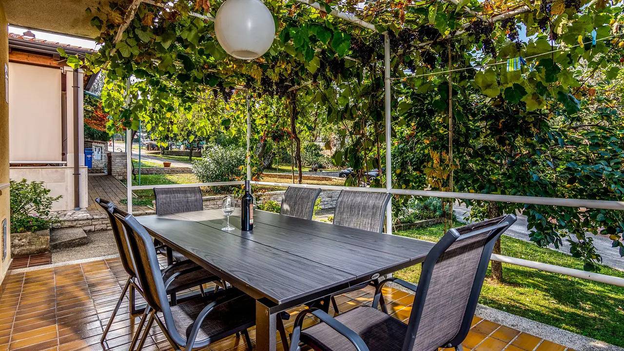 Ganze Ferienwohnung, Ferienwohnung für 6 Personen (76 m²) in Banjole in Banjole, Südküste Istrien