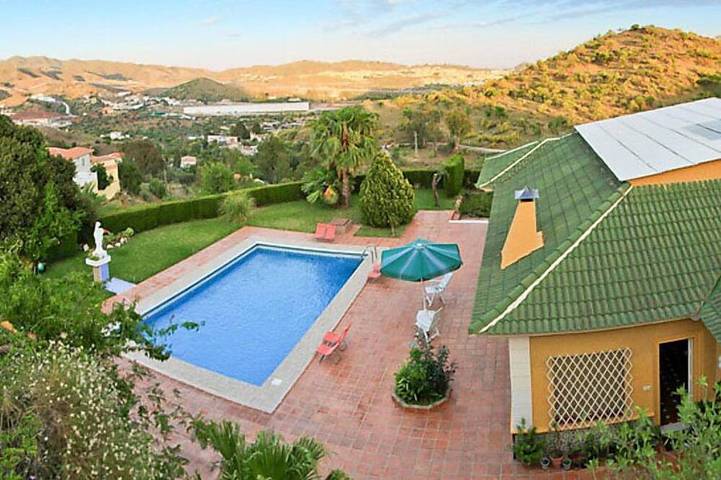 Villa pour 8 personnes, avec jardin et piscine - 1