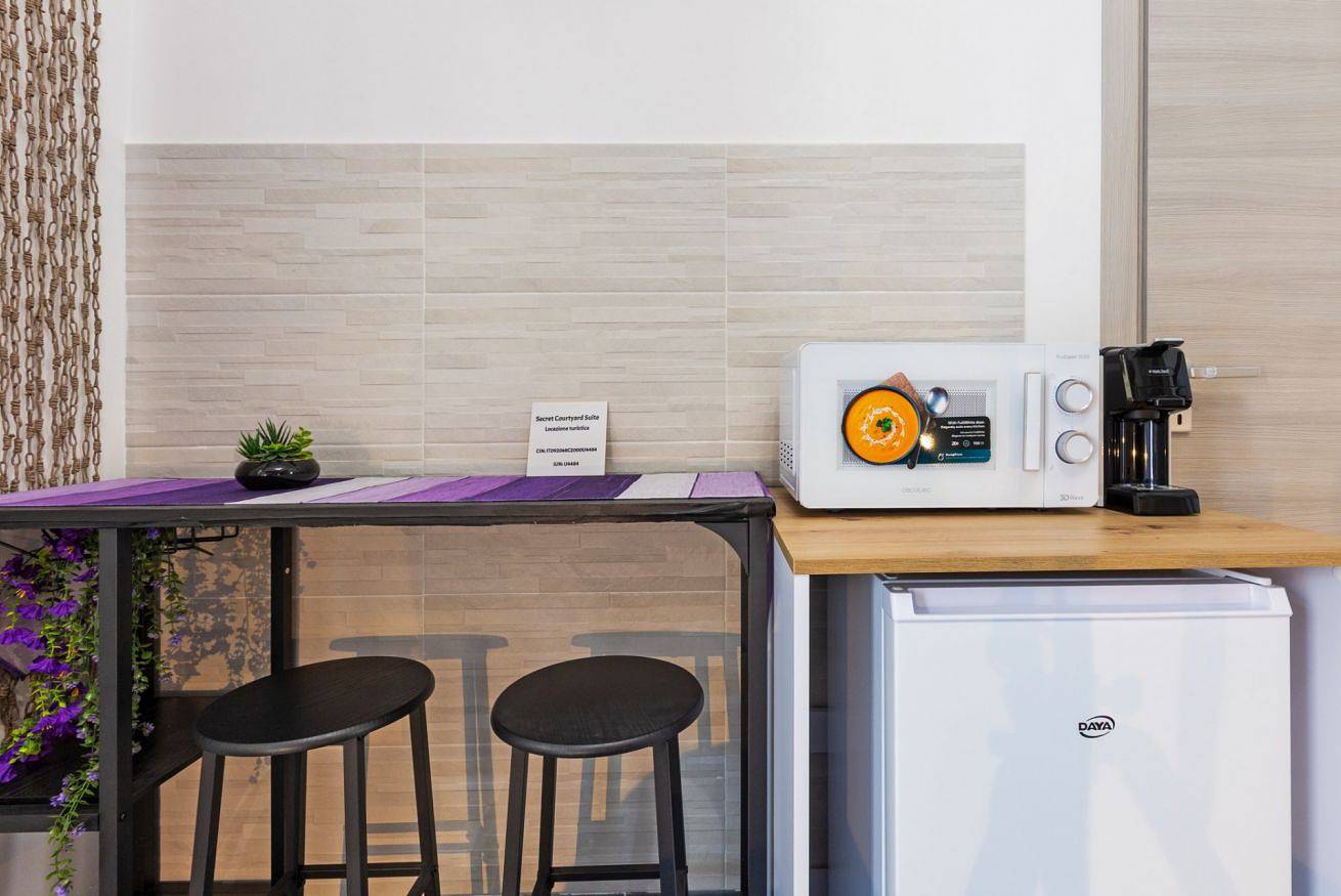 Ganze Wohnung, Guesthost - Secret Courtyard Suite X2 Selargius in Selargius, Campidano