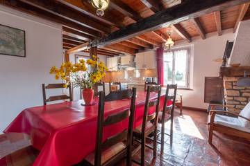 Gîte pour 8 personnes, avec terrasse et jardin dans Marne