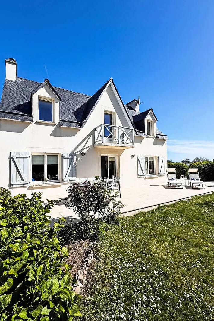 Location de vacances pour 8 personnes, avec jardin à Brignogan-Plages - 2