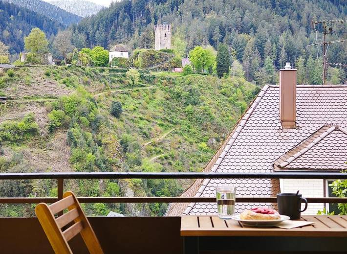 Gîte pour 4 personnes, avec balcon à Hornberg - 2