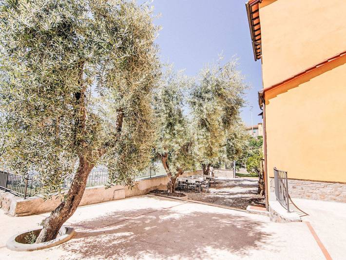 Appartamento intero, Wohnung 'The Grapefruit' mit Whirlpool in Uzzano, Provincia di Pistoia