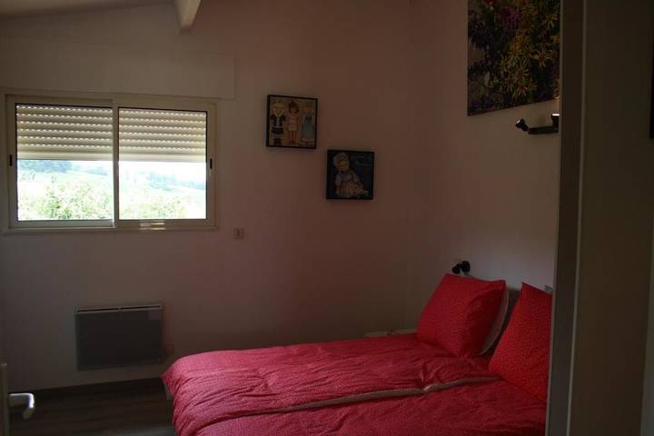 Location de vacances pour 2 personnes, avec jardin et sauna ainsi que jacuzzi et piscine à Castelnau-Montratier - 2