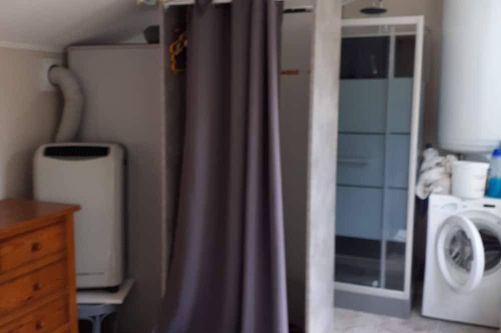 Haus auf 1000m2 mit Schwimmbad und Grünfläche in Avignon, Vaucluse