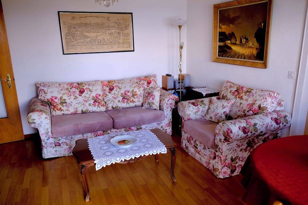 Apartamento entero, Hermoso apartamento con impresionantes vistas al lago in Emmetten, Lago de los Cuatro Cantones