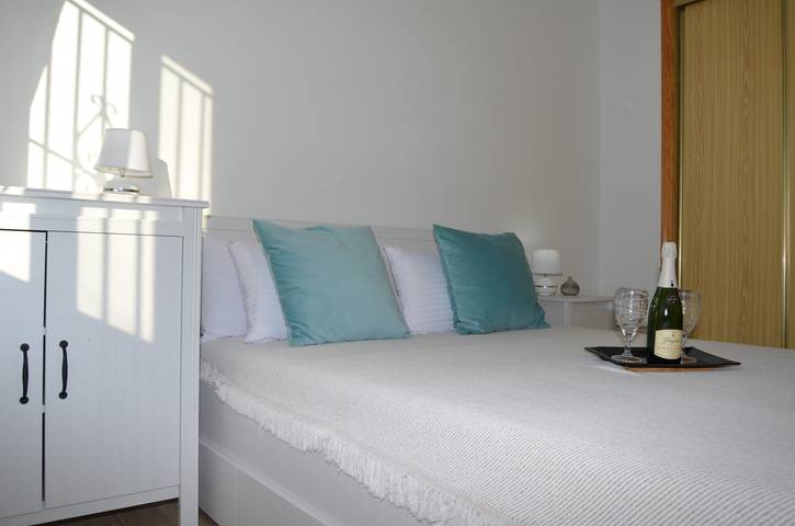 Gîte pour 4 personnes, avec terrasse, adapté aux familles à Carthagène - 4