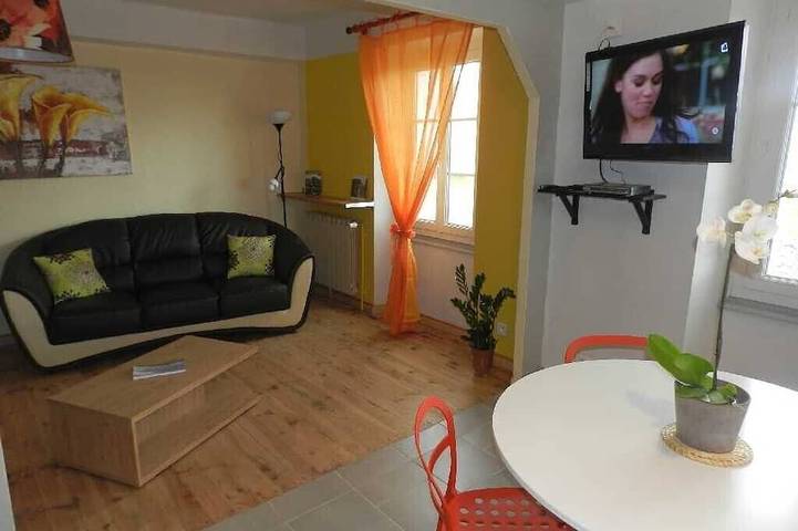 Location de vacances pour 4 personnes, avec balcon et jacuzzi à Saint-André-de-Vézines - 4