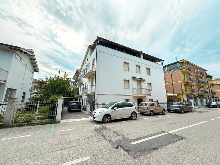 Appartamento vacanze per 5 persone, con balcone, con animali domestici - 1