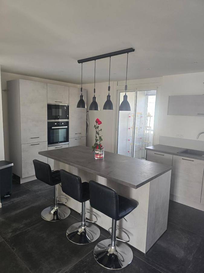 Gîte pour 3 personnes, avec balcon et vue à Le Pont-de-Claix