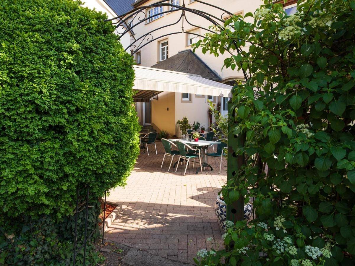 Hôtel - Restaurant " Victor Hugo" in Vianden, Luxembourg