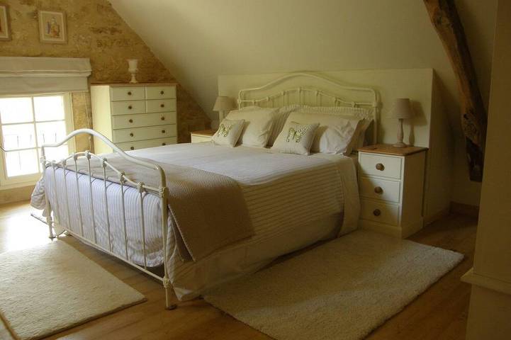 Gîte pour 2 personnes, avec terrasse et jardin à Sainte-Mondane - 2