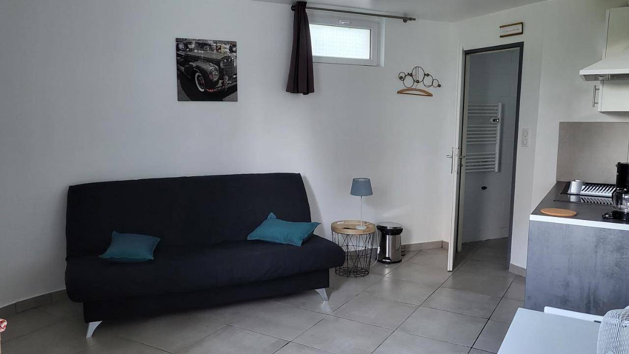 Appartement entier, Apartment - Ground Floor in Saint-Égrève, Isère