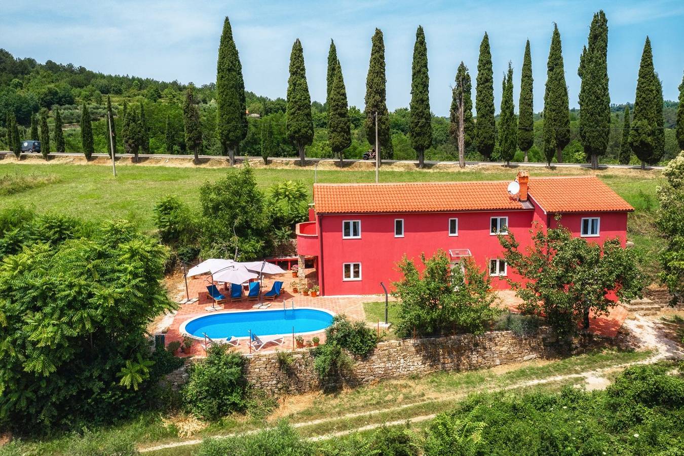 Villa für 6 Personen mit Garten in Oprtalj, Zentralistrien