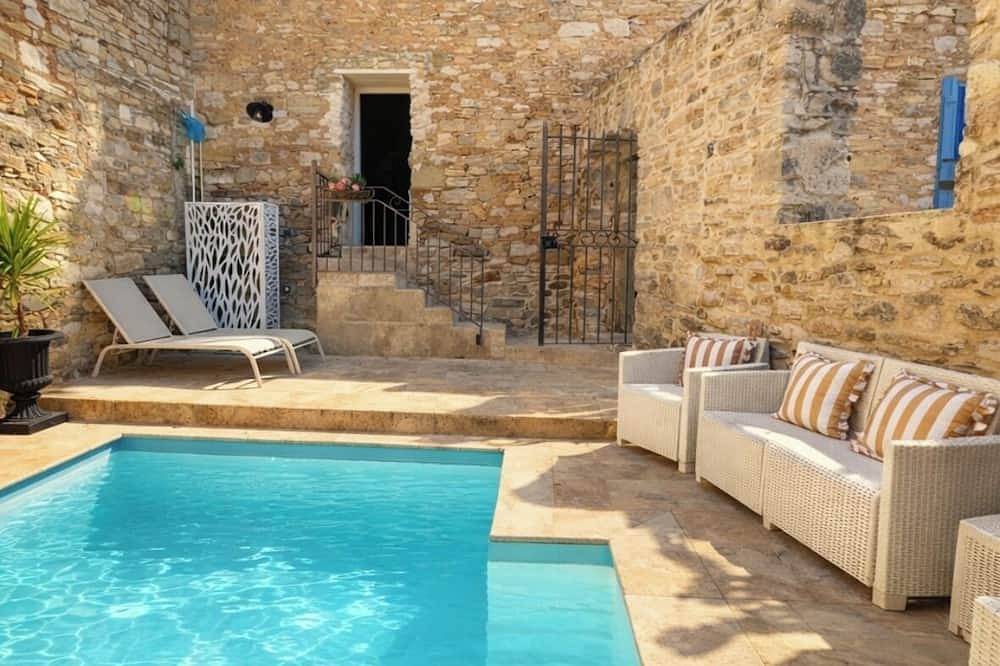 Mas du Xviii de vignerons en pierres, avec piscine privée proche d' Uzés in Saint-Maurice-de-Cazevieille, Région d'Alès