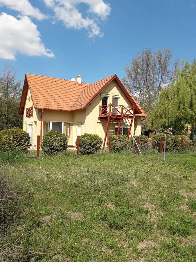 Location de vacances pour 8 personnes, avec jardin ainsi que vue et vue sur le lac à Szigliget - 2