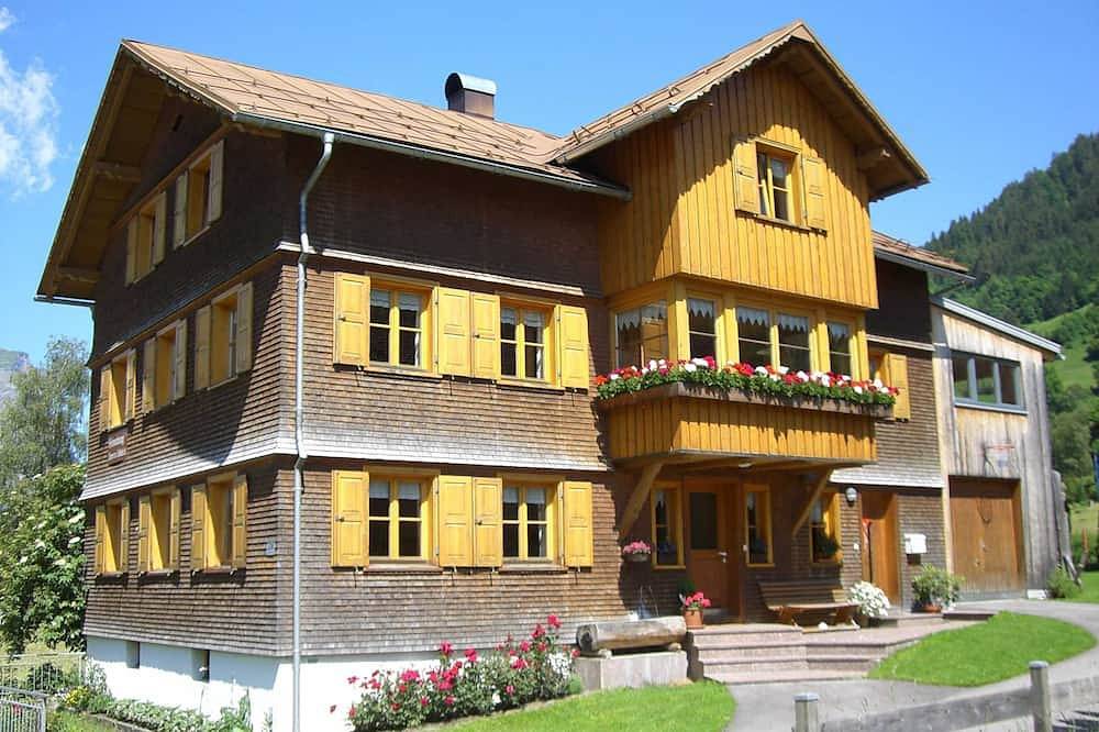 Vakantieappartement voor 6 Personen in Schoppernau, Allgäuer Alpen (Oostenrijk)