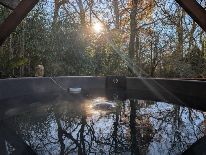 Tente pour 3 personnes, avec jacuzzi ainsi que jardin et sauna en Pyrénées-Atlantiques - 3