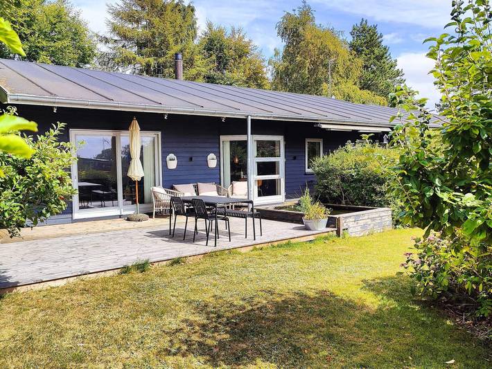 Ferienhaus für 7 Personen, mit Garten und Sauna in Orø