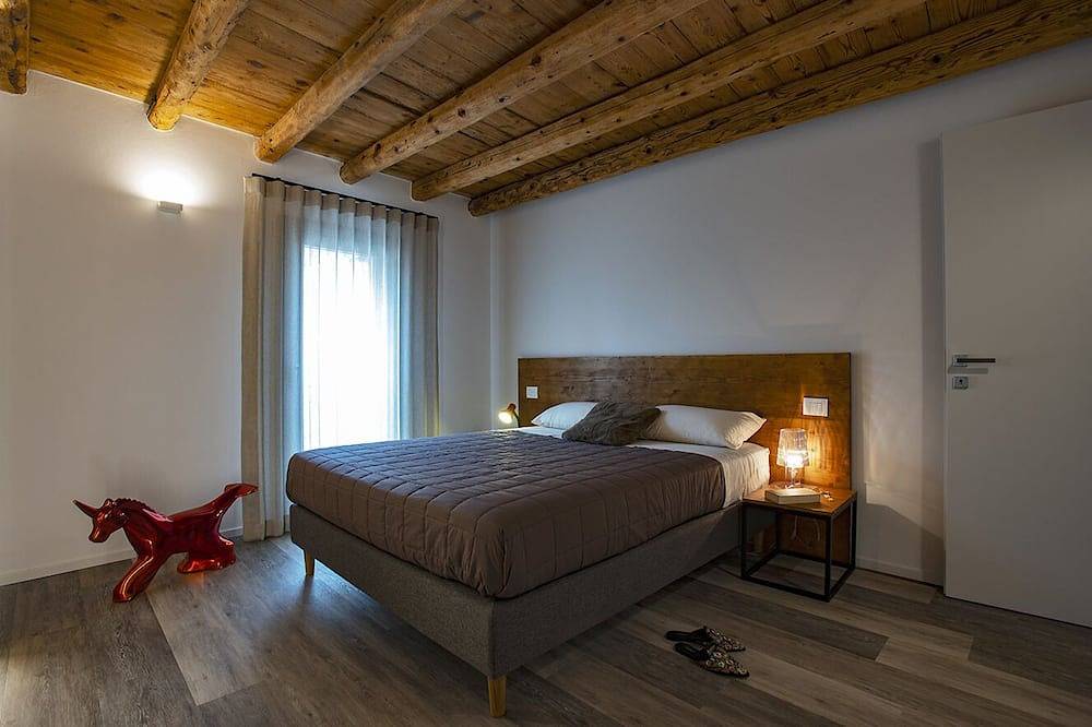 Appartement entier, Elegant 2Bedrooms Apartment With Hill-View Terrace In The Prosecco Region in Crocetta del Montello, Province de Trévise