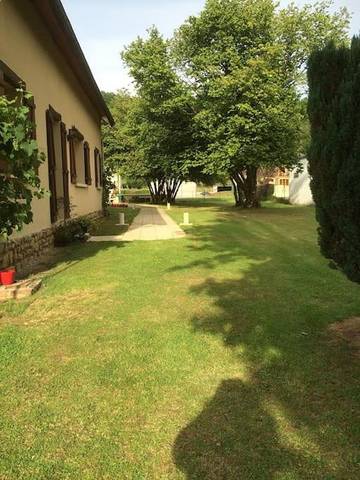 Gîte pour 6 personnes, avec terrasse et jardin dans Nohan sur Semoy