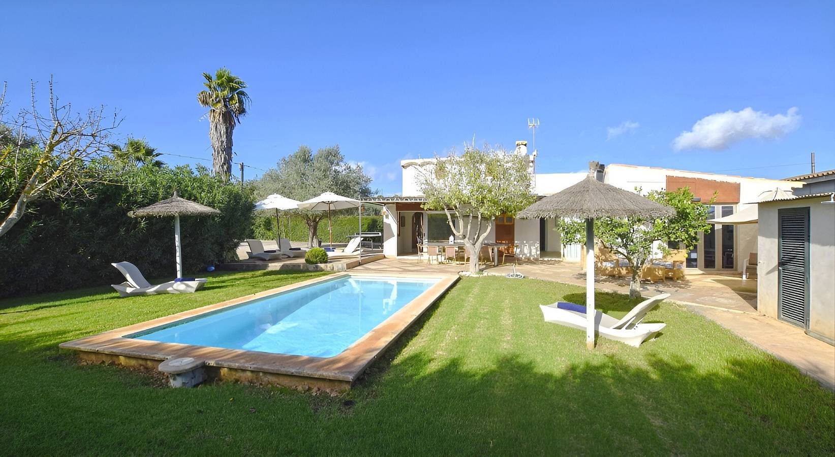 Entire apartment, Beautiful Finca Just 1 km from Manacor in Manacor, East Majorca