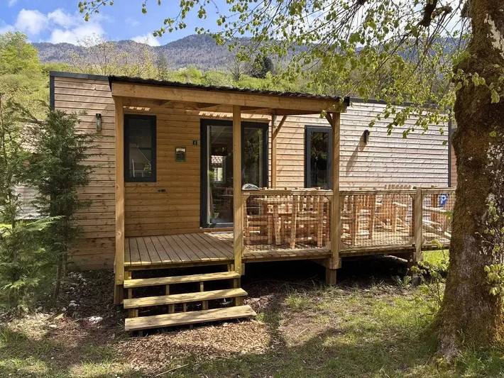 Camping pour 6 personnes dans l' Ain - 2
