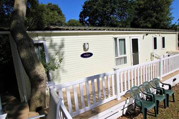 Bungalow for 4 People in Christchurch, Dorset, Photo 3