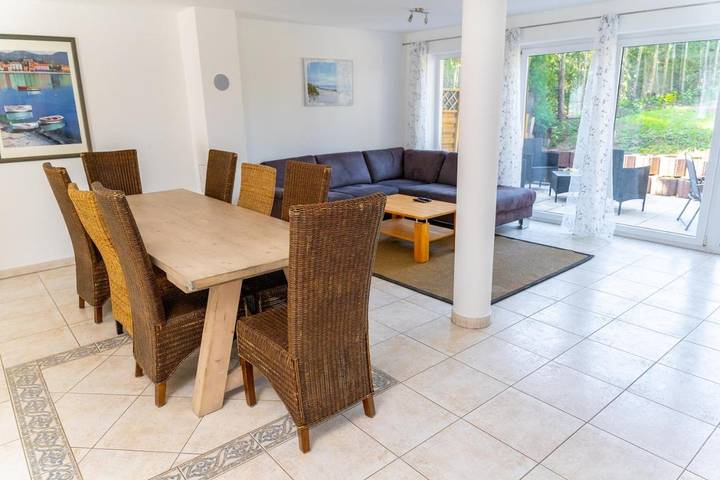 Ferienwohnung für 12 Personen, mit Ausblick und Terrasse - 1