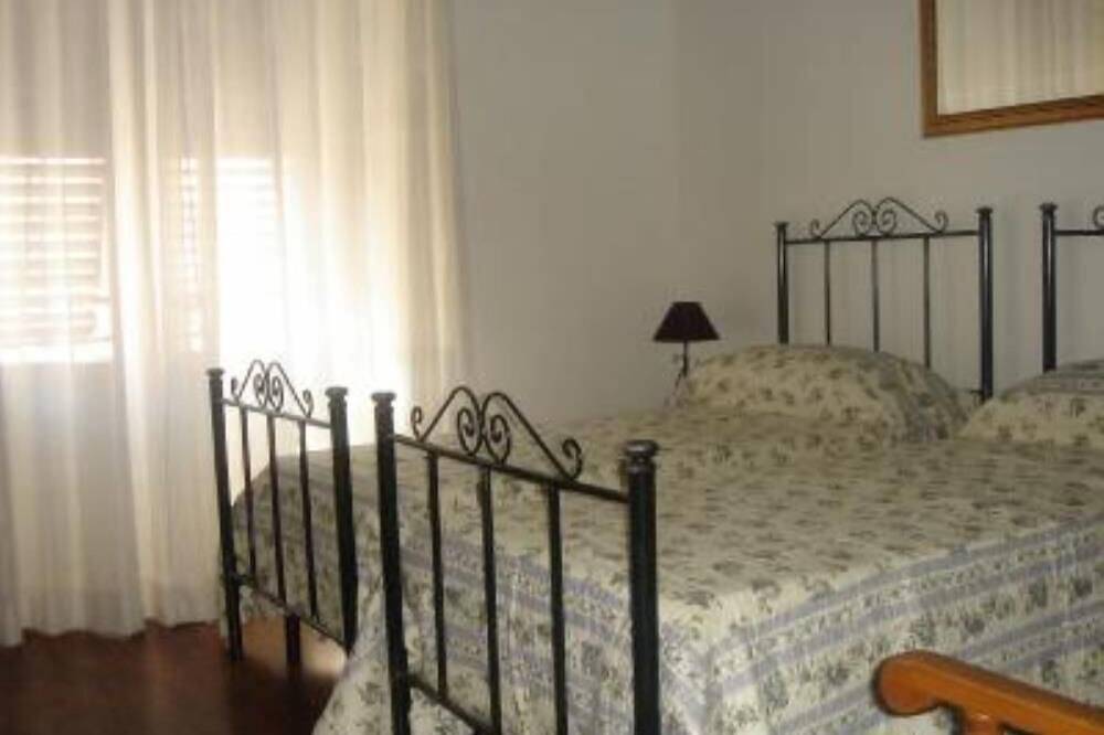 Entire apartment, Apartment/ flat - Trapanihouse with character in Trapani, Trapani Province