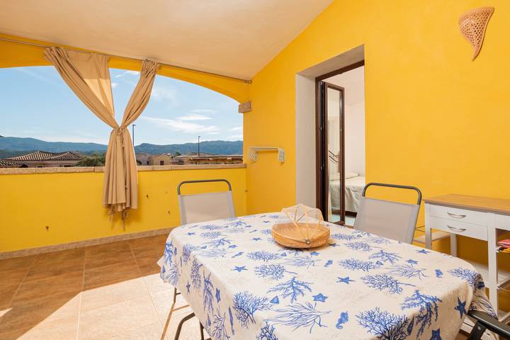 Casa vacanze 'Seahouserent' con ampia terrazza vista mare, giardino e Wi-Fi in Cannigione, Arzachena