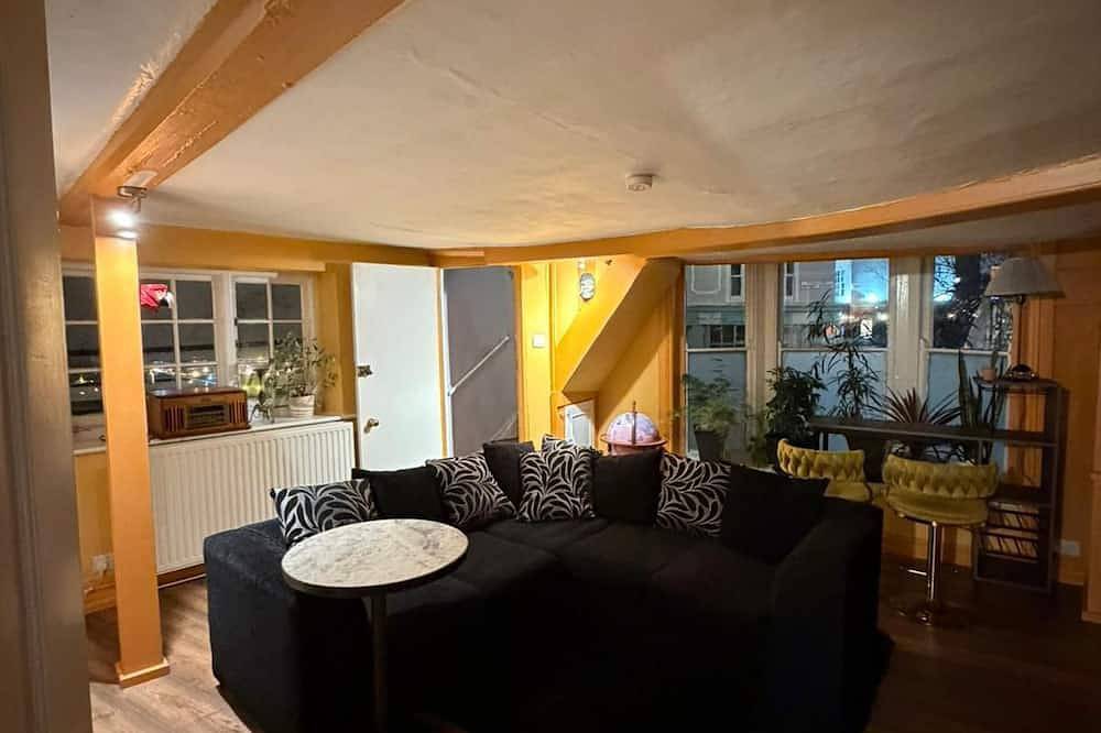 Ganze Wohnung, Cozy flat in the heart of the Lanes, with a game room and space up to 4 people in Brighton, Sussex