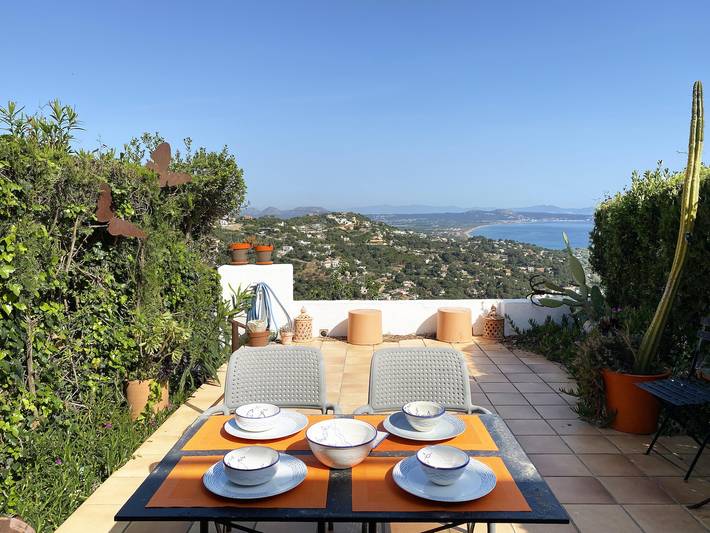 Gîte pour 4 personnes, avec vue sur l’océan ainsi que piscine et terrasse à Begur - 2