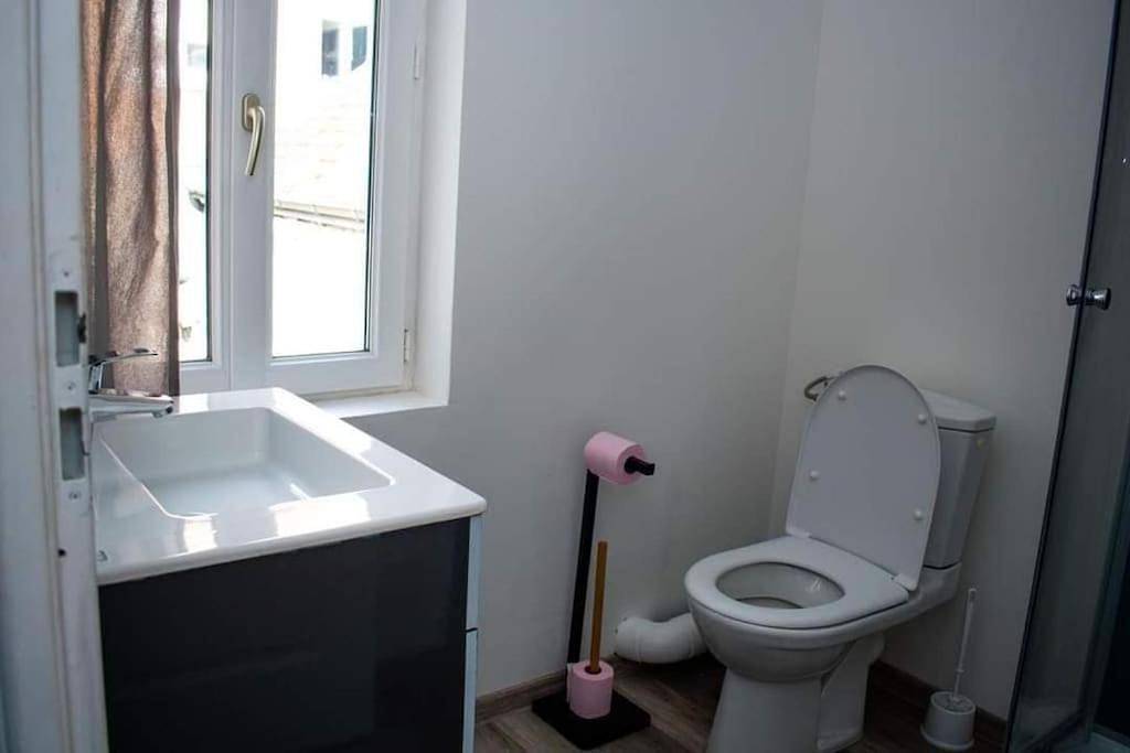 Appartement entier, One-Bedroom Apartment in Louviers, Région de Les Andelys