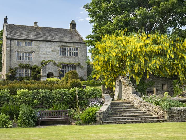 Cottage for 14 people, with garden in Yorkshire Dales National Park