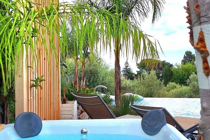 Villa für 12 Personen, mit Garten und Whirlpool, mit Haustier - 1