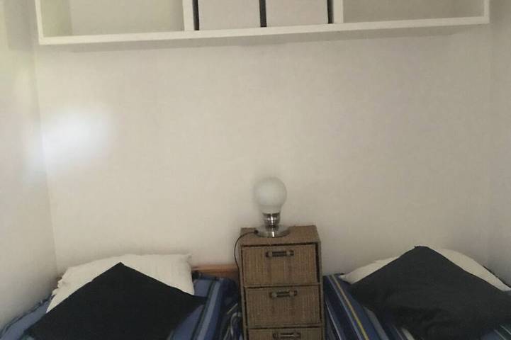 Gîte pour 4 personnes, avec terrasse et jardin dans Plage Saint-Colomban - 4