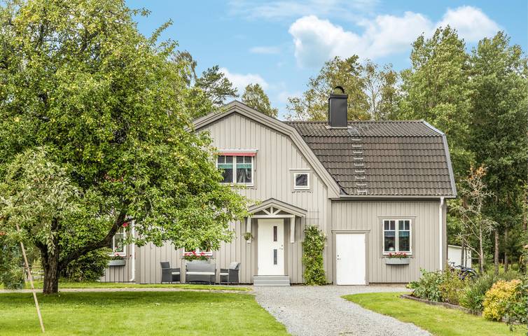 Ferienhaus für 13 Personen, mit Terrasse und Garten in Smaland - 3
