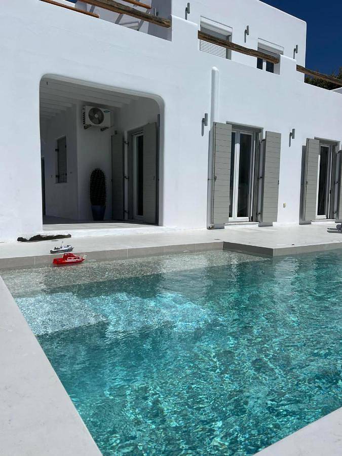 Villa pour 9 personnes, avec vue ainsi que piscine et jardin dans Milos - 3