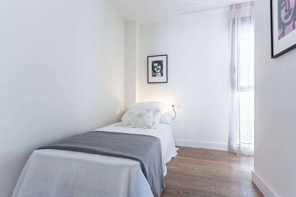 Ganze Wohnung, Sonniges Apartment mit Terrasse mit Blick auf die Giralda, ideal für 3 Personen in Casco Antiguo, Sevilla