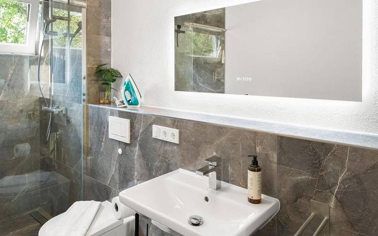 Ganze Wohnung, One-Bedroom Apartment in Wörth am Rhein, Rheinebene