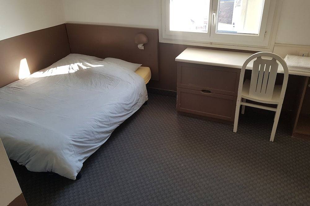 Geheel appartement, Grand T4 Proche Santuaires in Lourdes, Hautes-Pyreneeën