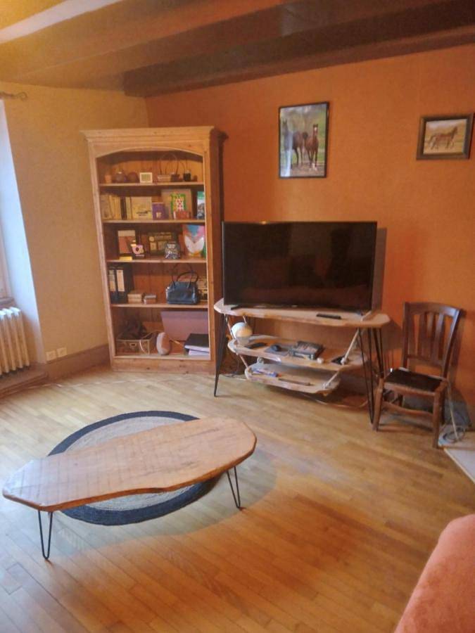 Location de vacances pour 5 personnes, avec jardin et vue dans Port-sur-Saône - 2