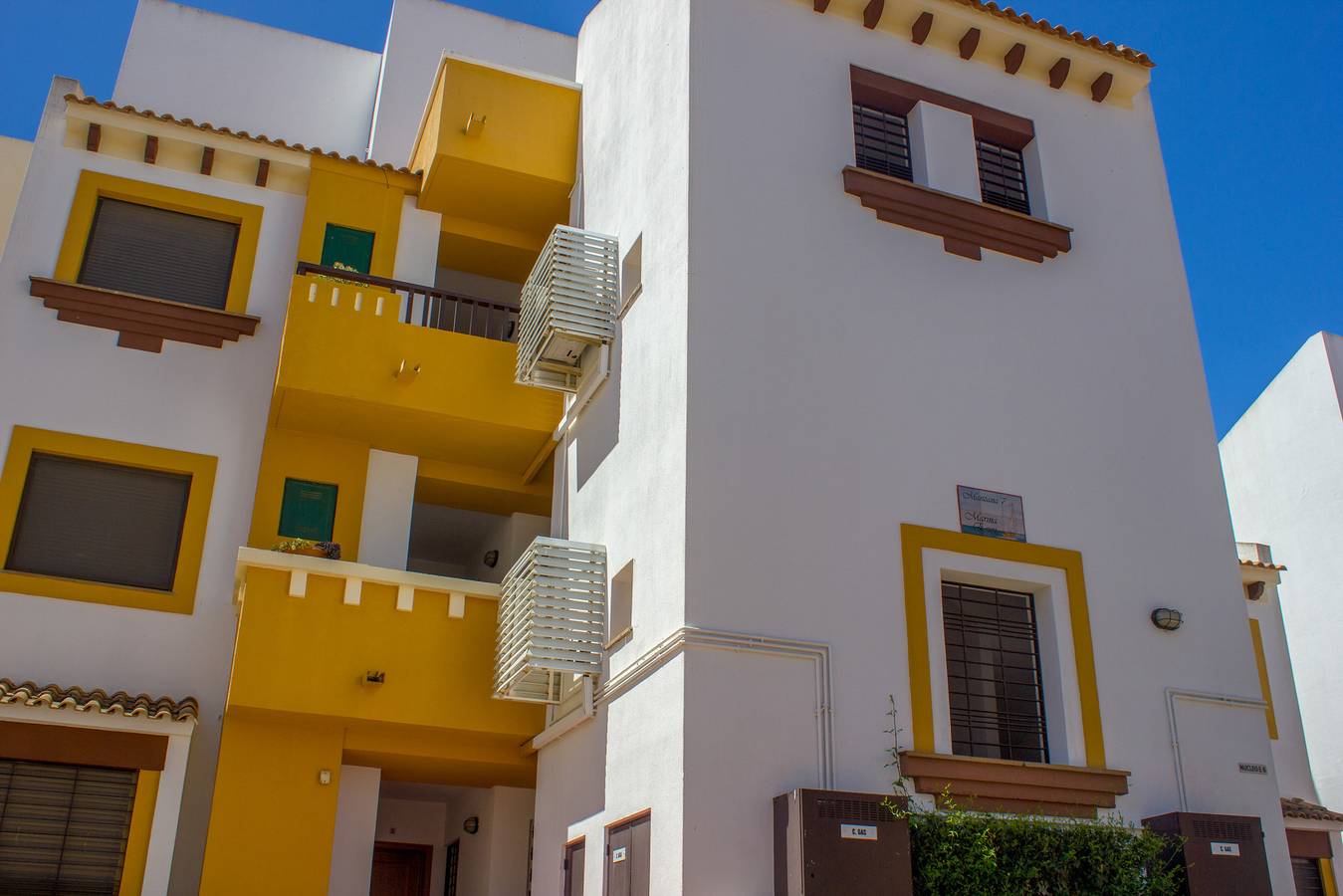 Apartamento inteiro, Apartamento de férias para 6 pessoas com terraço in Urbanizacion Costa Esuri, Ayamonte