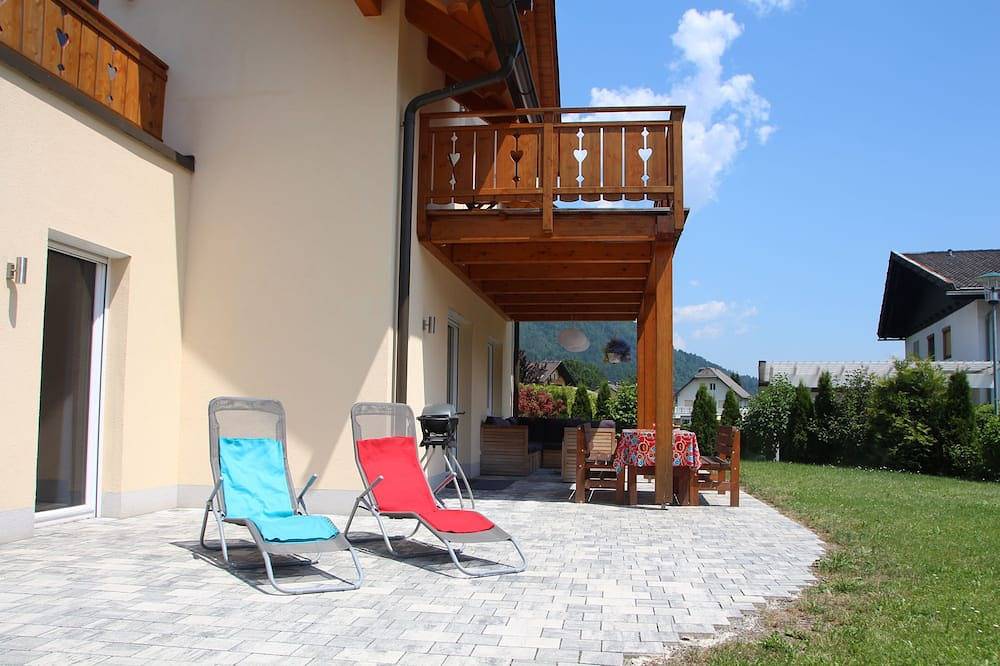 Freistehendes, geräumiges Villa (180m2) direkt an Skipiste und Schwimmbades. in Kötschach-Mauthen, Bezirk Hermagor