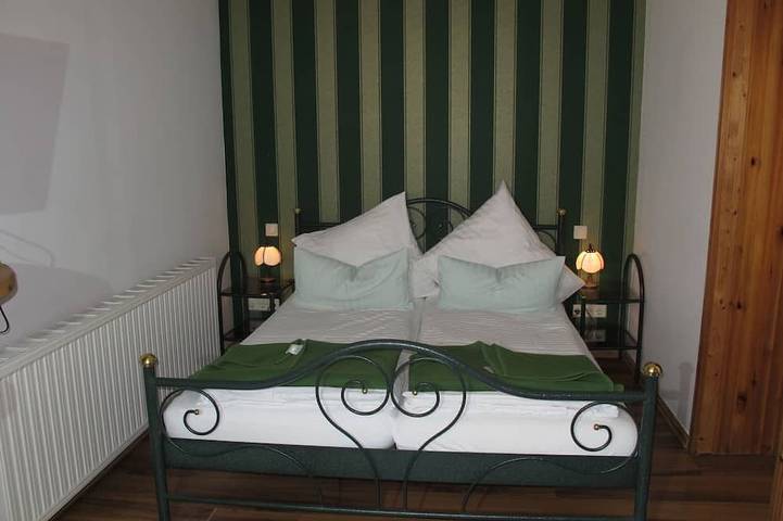 Ferienwohnung für 2 Personen, mit Sauna in Altenkirchen - 3