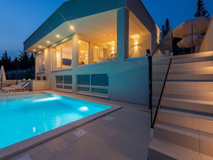 Ferienhaus für 6 Personen, mit Pool und Garten in Starigrad Paklenica - 4