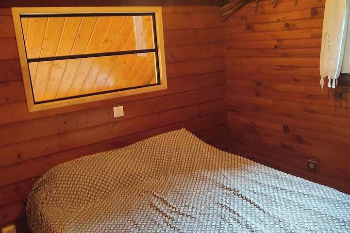 Haut de Chalet Le Bois de Cerf , Animaux Acceptés en Lisière de Foret in Les Angles, Parc naturel régional des Pyrénées catalanes