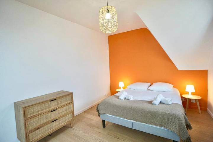 Gîte pour 11 personnes, avec jardin dans Plage du Courégant - 3